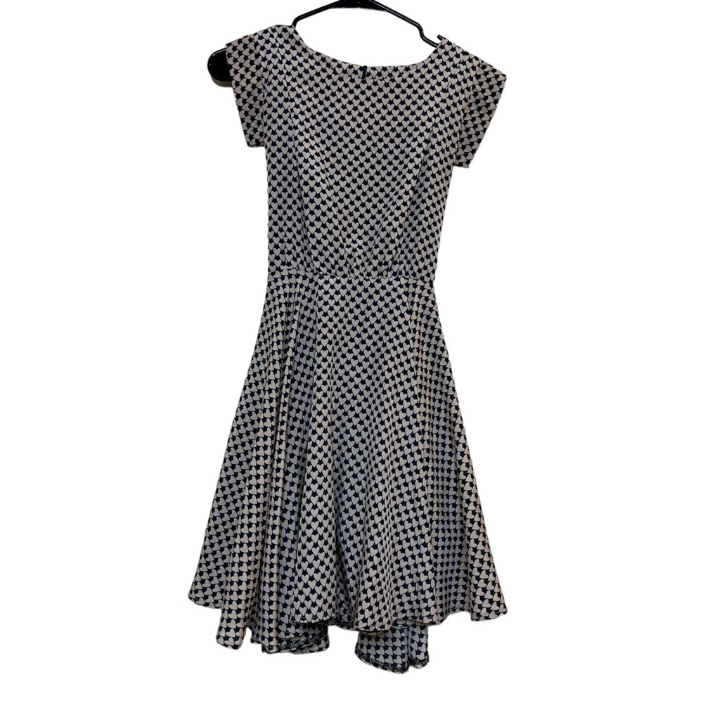 Fuchhi Dress‎